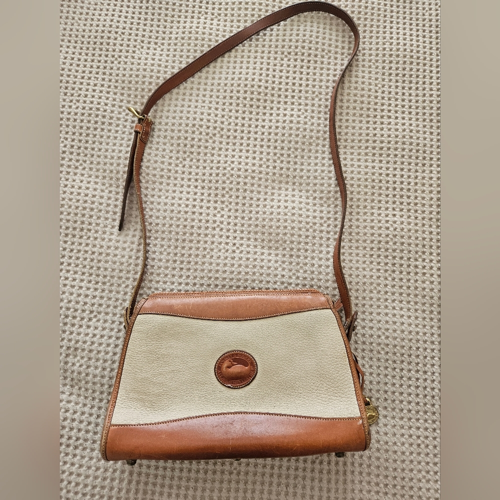 Vintage Dooney & Bourke bag